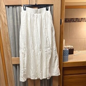 Abercrombie and fitch White Skirt